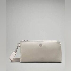 lululemon Curved Wristlet - NWT!